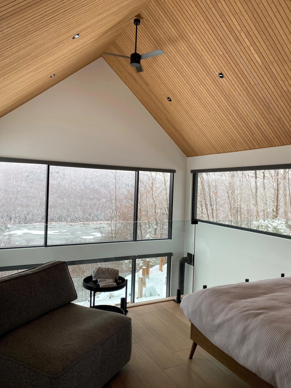 Épinette noueuse fini sablé couleur Bois Vaporisé
