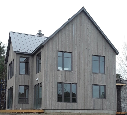 Cèdre ROUGE noueux fini brut