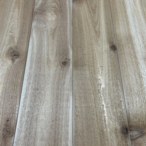 Cedre rouge grade noueux