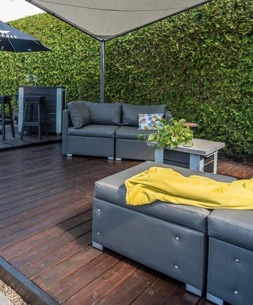 Patio Cèdre ROUGE fini sablé huile Exterol couleur Moisson